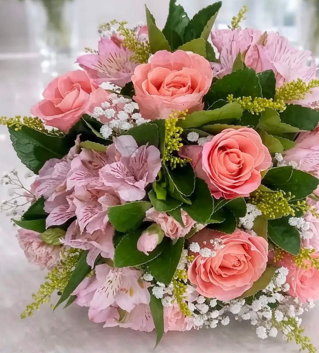 Composição floral criada pela Celebrar Flores